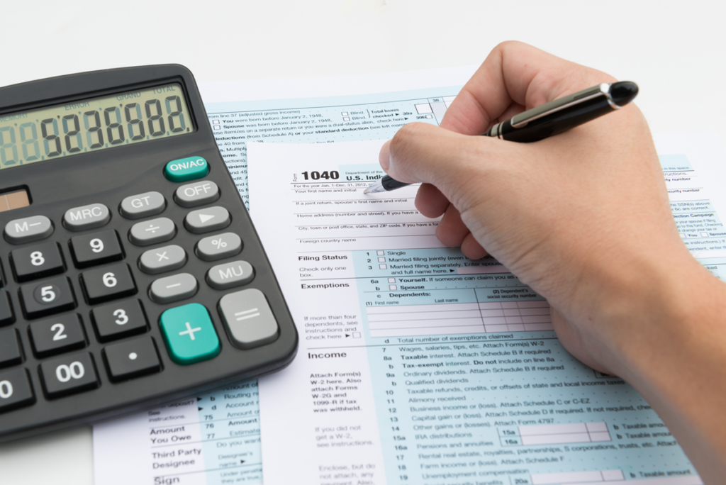 Should I Prepare My Own Tax Return?